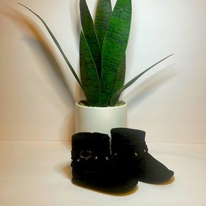 Sz 6-9 M (4) Black Suede Stepping Stones Baby Boots